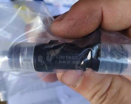 Серый ВАЗ 2113 Самара, объемом двигателя 1.6 л и пробегом 140 тыс. км за 1990 $, фото 6 на Automoto.ua