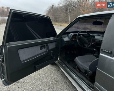 Сірий ВАЗ 2113 Самара, об'ємом двигуна 1.6 л та пробігом 134 тис. км за 3000 $, фото 22 на Automoto.ua