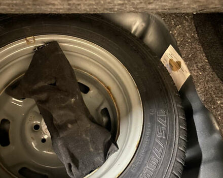 Серый ВАЗ 2113 Самара, объемом двигателя 1.6 л и пробегом 195 тыс. км за 2700 $, фото 6 на Automoto.ua