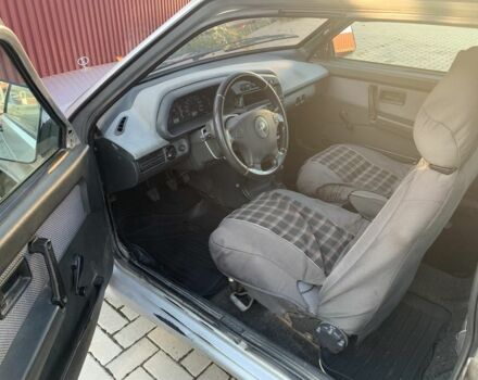 Серый ВАЗ 2113 Самара, объемом двигателя 1.6 л и пробегом 200 тыс. км за 950 $, фото 4 на Automoto.ua