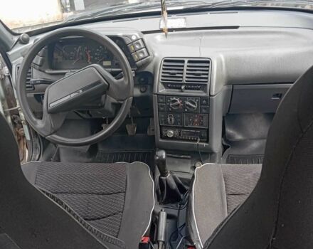 Серый ВАЗ 2113 Самара, объемом двигателя 1.5 л и пробегом 250 тыс. км за 1072 $, фото 4 на Automoto.ua