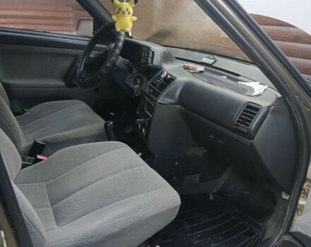 Серый ВАЗ 2113 Самара, объемом двигателя 1.6 л и пробегом 400 тыс. км за 1600 $, фото 6 на Automoto.ua