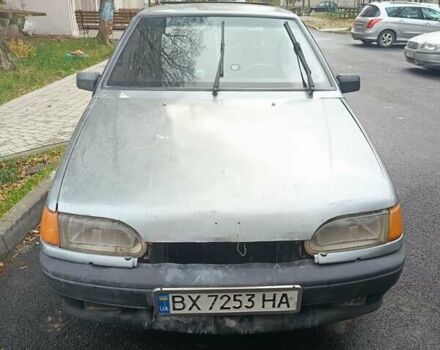 Серый ВАЗ 2113 Самара, объемом двигателя 1.6 л и пробегом 250 тыс. км за 715 $, фото 1 на Automoto.ua