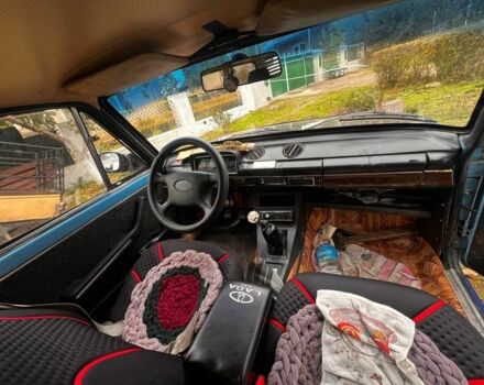 Синий ВАЗ 2113 Самара, объемом двигателя 1.3 л и пробегом 44 тыс. км за 1000 $, фото 7 на Automoto.ua