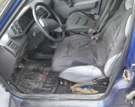 Синий ВАЗ 2113 Самара, объемом двигателя 1.5 л и пробегом 210 тыс. км за 2100 $, фото 7 на Automoto.ua