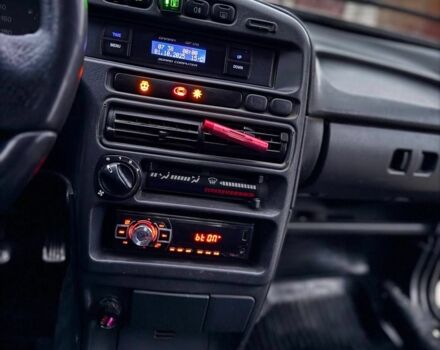 Зелений ВАЗ 2113 Самара, об'ємом двигуна 1.5 л та пробігом 170 тис. км за 950 $, фото 7 на Automoto.ua