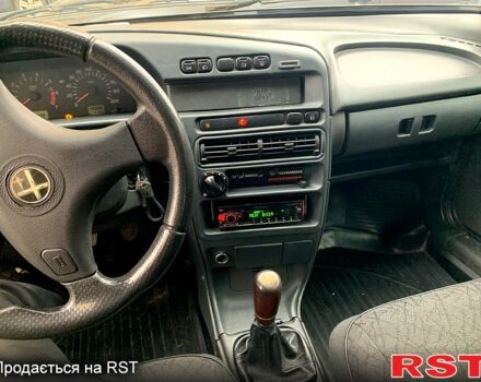 Зелений ВАЗ 2113 Самара, об'ємом двигуна 1.5 л та пробігом 140 тис. км за 2900 $, фото 3 на Automoto.ua