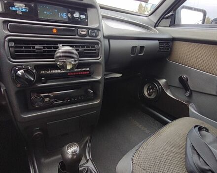 ВАЗ 2113 Самара 2006 в Киеве на Automoto.ua Зеленый ВАЗ 2113 Самара, объемом двигателя 0 л и пробегом 206 тыс. км за 1450 $, фото 4 на Automoto.ua