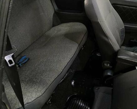 Зеленый ВАЗ 2113 Самара, объемом двигателя 1.6 л и пробегом 243 тыс. км за 2800 $, фото 22 на Automoto.ua