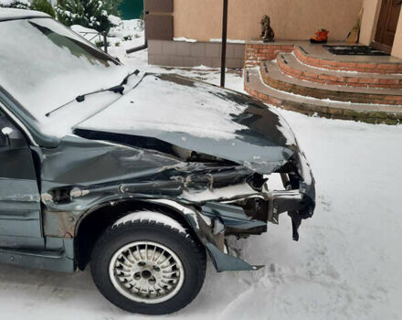 Зелений ВАЗ 2113 Самара, об'ємом двигуна 1.6 л та пробігом 140 тис. км за 900 $, фото 8 на Automoto.ua