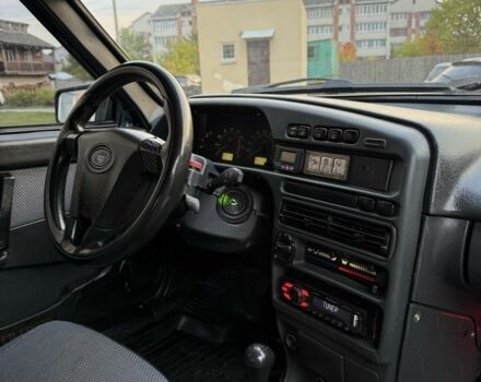 Зеленый ВАЗ 2113 Самара, объемом двигателя 1.6 л и пробегом 171 тыс. км за 1750 $, фото 18 на Automoto.ua