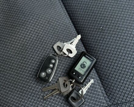 Зеленый ВАЗ 2113 Самара, объемом двигателя 1.6 л и пробегом 171 тыс. км за 1750 $, фото 23 на Automoto.ua