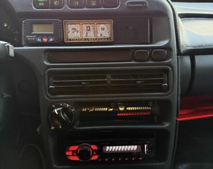 Зеленый ВАЗ 2113 Самара, объемом двигателя 1.6 л и пробегом 171 тыс. км за 1750 $, фото 19 на Automoto.ua