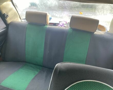 Зеленый ВАЗ 2113 Самара, объемом двигателя 0 л и пробегом 22 тыс. км за 427 $, фото 6 на Automoto.ua