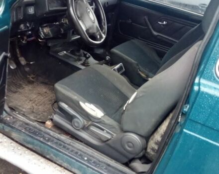 Зеленый ВАЗ 2113 Самара, объемом двигателя 1.7 л и пробегом 45 тыс. км за 2550 $, фото 5 на Automoto.ua