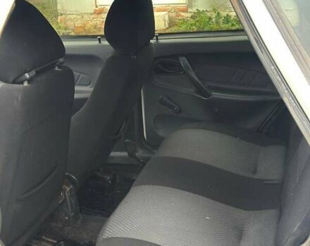 Белый ВАЗ 2114 Самара, объемом двигателя 1.6 л и пробегом 200 тыс. км за 1600 $, фото 8 на Automoto.ua