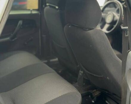 Белый ВАЗ 2114 Самара, объемом двигателя 1.6 л и пробегом 200 тыс. км за 1600 $, фото 5 на Automoto.ua