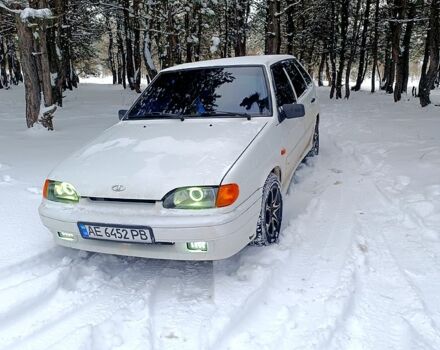 Белый ВАЗ 2114 Самара, объемом двигателя 1.6 л и пробегом 1070 тыс. км за 2000 $, фото 1 на Automoto.ua