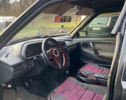 Черный ВАЗ 2114 Самара, объемом двигателя 1.5 л и пробегом 260 тыс. км за 550 $, фото 6 на Automoto.ua