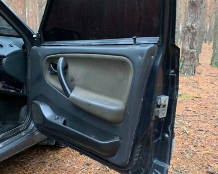 Черный ВАЗ 2114 Самара, объемом двигателя 1.6 л и пробегом 185 тыс. км за 2150 $, фото 6 на Automoto.ua