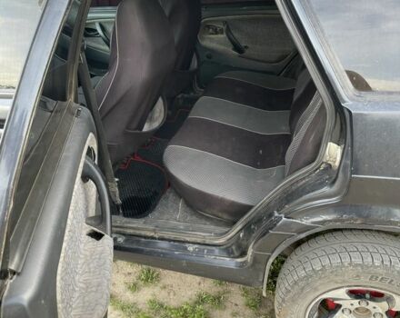 Черный ВАЗ 2114 Самара, объемом двигателя 1.6 л и пробегом 130 тыс. км за 1000 $, фото 6 на Automoto.ua