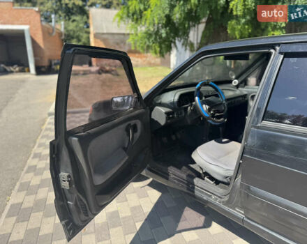 Чорний ВАЗ 2114 Самара, об'ємом двигуна 1.6 л та пробігом 218 тис. км за 1350 $, фото 13 на Automoto.ua