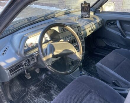 Черный ВАЗ 2114 Самара, объемом двигателя 1.6 л и пробегом 130 тыс. км за 2000 $, фото 7 на Automoto.ua