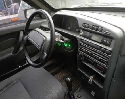 Черный ВАЗ 2114 Самара, объемом двигателя 1 л и пробегом 130 тыс. км за 1000 $, фото 5 на Automoto.ua