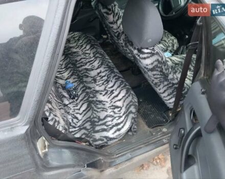 Чорний ВАЗ 2114 Самара, об'ємом двигуна 1.6 л та пробігом 215 тис. км за 1500 $, фото 6 на Automoto.ua