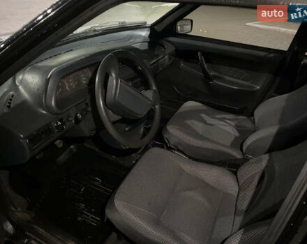 Черный ВАЗ 2114 Самара, объемом двигателя 1.6 л и пробегом 210 тыс. км за 1800 $, фото 4 на Automoto.ua