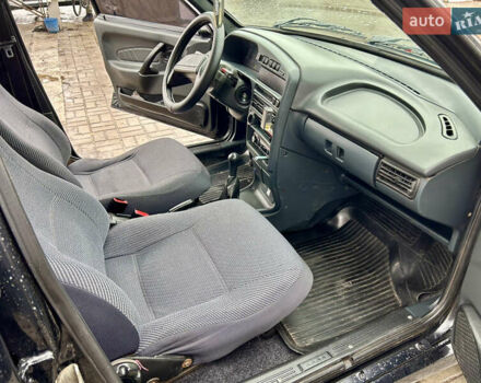 Чорний ВАЗ 2114 Самара, об'ємом двигуна 1.6 л та пробігом 136 тис. км за 2450 $, фото 12 на Automoto.ua