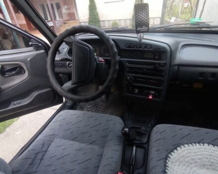 Черный ВАЗ 2114 Самара, объемом двигателя 1.6 л и пробегом 190 тыс. км за 2399 $, фото 4 на Automoto.ua