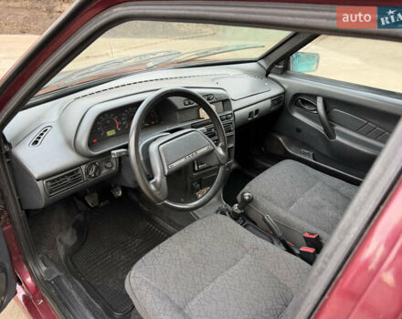 Червоний ВАЗ 2114 Самара, об'ємом двигуна 1.5 л та пробігом 150 тис. км за 1650 $, фото 5 на Automoto.ua