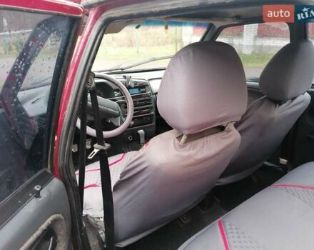 Червоний ВАЗ 2114 Самара, об'ємом двигуна 1.5 л та пробігом 190 тис. км за 999 $, фото 4 на Automoto.ua