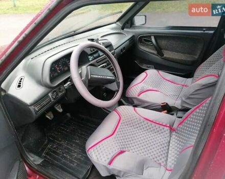 Червоний ВАЗ 2114 Самара, об'ємом двигуна 1.5 л та пробігом 190 тис. км за 999 $, фото 3 на Automoto.ua