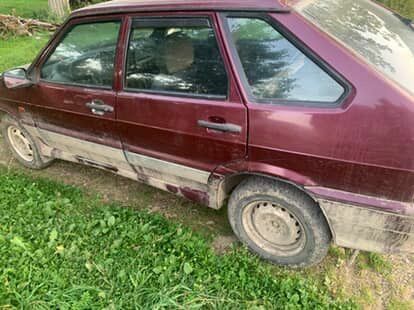 Красный ВАЗ 2114 Самара, объемом двигателя 1.6 л и пробегом 5 тыс. км за 750 $, фото 5 на Automoto.ua