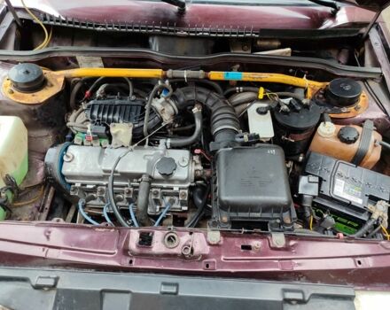 Червоний ВАЗ 2114 Самара, об'ємом двигуна 1.6 л та пробігом 200 тис. км за 1950 $, фото 12 на Automoto.ua