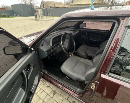 Червоний ВАЗ 2114 Самара, об'ємом двигуна 1.6 л та пробігом 347 тис. км за 2700 $, фото 3 на Automoto.ua