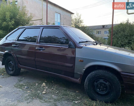 Красный ВАЗ 2114 Самара, объемом двигателя 1.6 л и пробегом 65 тыс. км за 2600 $, фото 5 на Automoto.ua