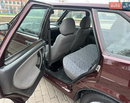 Красный ВАЗ 2114 Самара, объемом двигателя 1.6 л и пробегом 65 тыс. км за 3650 $, фото 9 на Automoto.ua