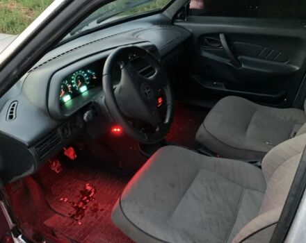 Серый ВАЗ 2114 Самара, объемом двигателя 1.5 л и пробегом 250 тыс. км за 1550 $, фото 5 на Automoto.ua