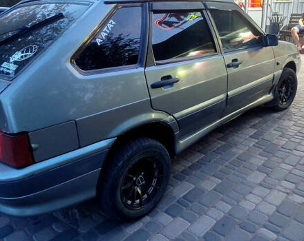 Серый ВАЗ 2114 Самара, объемом двигателя 1.5 л и пробегом 289 тыс. км за 1800 $, фото 2 на Automoto.ua