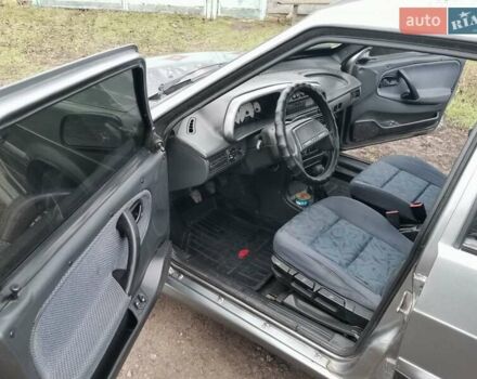 Серый ВАЗ 2114 Самара, объемом двигателя 1.5 л и пробегом 350 тыс. км за 2000 $, фото 6 на Automoto.ua