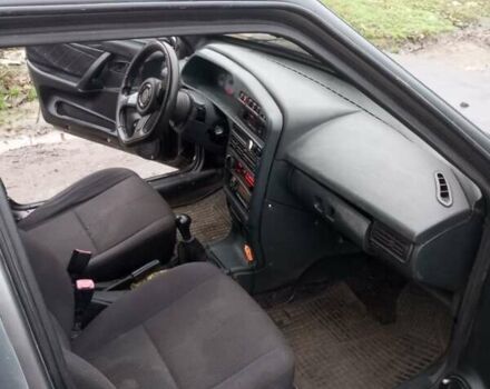 Серый ВАЗ 2114 Самара, объемом двигателя 1.6 л и пробегом 200 тыс. км за 1700 $, фото 2 на Automoto.ua