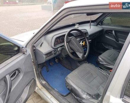 Серый ВАЗ 2114 Самара, объемом двигателя 1.6 л и пробегом 257 тыс. км за 2200 $, фото 5 на Automoto.ua