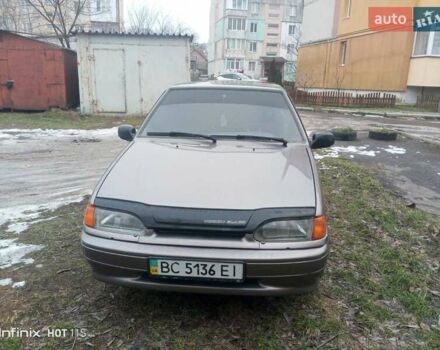 Серый ВАЗ 2114 Самара, объемом двигателя 1.6 л и пробегом 115 тыс. км за 2000 $, фото 2 на Automoto.ua