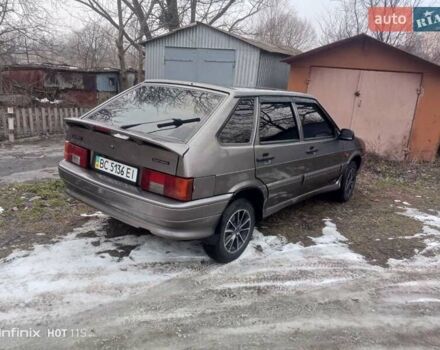 Серый ВАЗ 2114 Самара, объемом двигателя 1.6 л и пробегом 115 тыс. км за 2000 $, фото 5 на Automoto.ua
