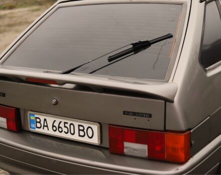 Серый ВАЗ 2114 Самара, объемом двигателя 1.6 л и пробегом 270 тыс. км за 2000 $, фото 8 на Automoto.ua