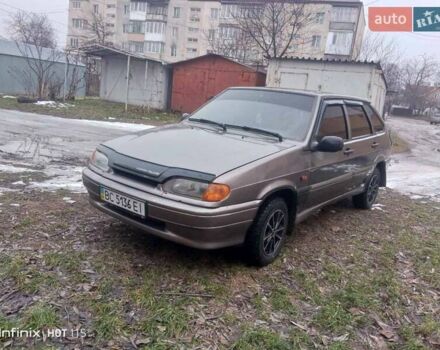 Серый ВАЗ 2114 Самара, объемом двигателя 1.6 л и пробегом 115 тыс. км за 2000 $, фото 1 на Automoto.ua