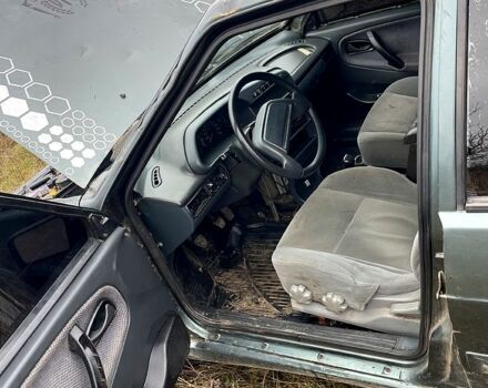 Серый ВАЗ 2114 Самара, объемом двигателя 1.6 л и пробегом 198 тыс. км за 1370 $, фото 1 на Automoto.ua